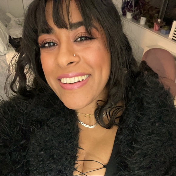 Meet your Posher, Sabeen - Picture 1 of 1